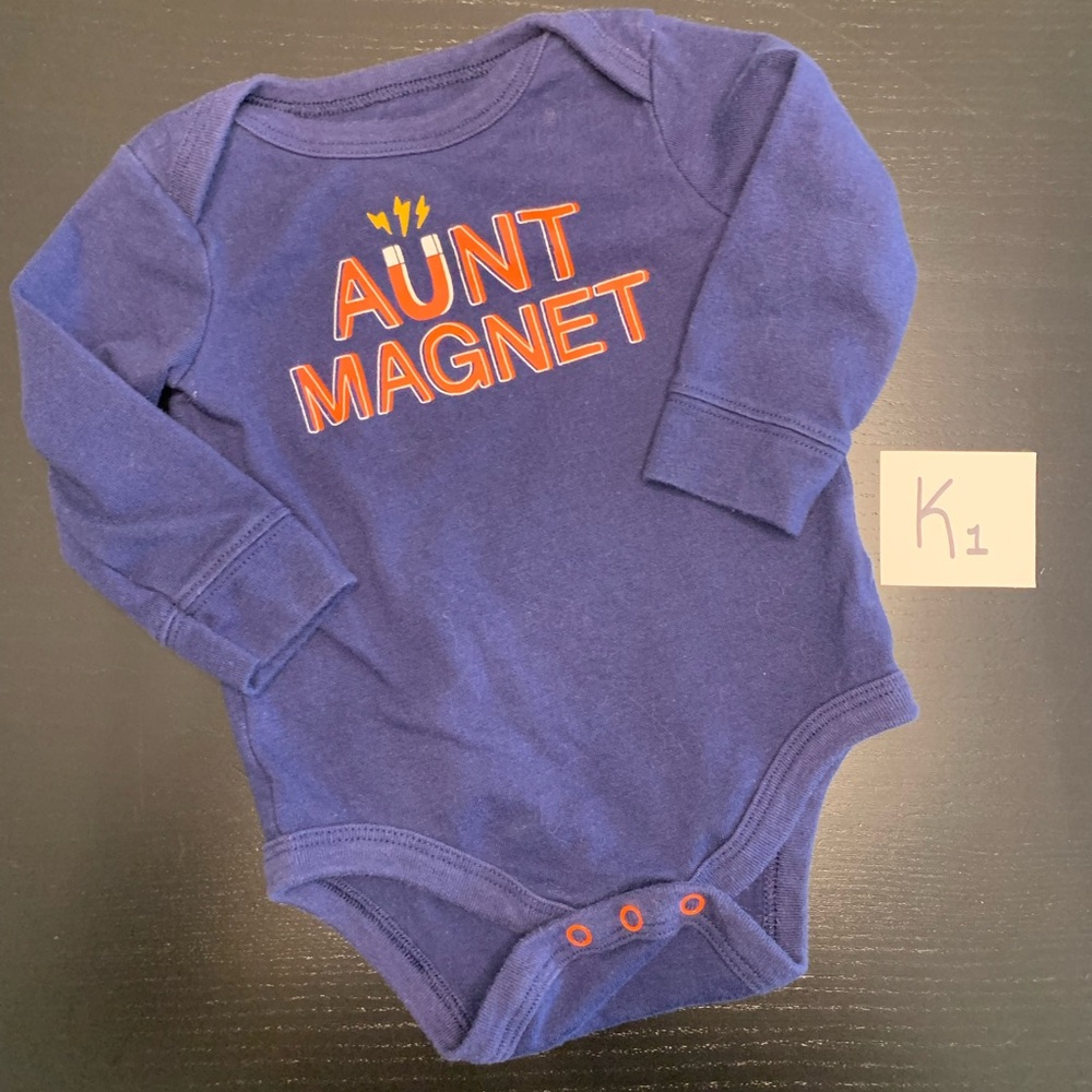 ⭐️5/$10.00⭐️ Cat & Jack 0-3m Aunt Magnet Onesie